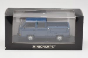 Volkswagen T3 Doppelkabine Pritschenwagen Blau Minichamps 1:43 400055260 Druckguss — Bild 4 von 4