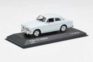 Volvo 121 Amazon Hellblau Minichamps 1:43 430171007 Druckguss — Bild 2 von 4