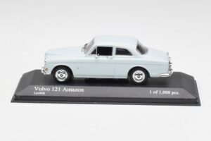 Volvo 121 Amazon Hellblau Minichamps 1:43 430171007 Druckguss