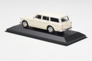 Volvo 121 Amazon Estate Weiß Minichamps 1:43 430171010 Druckguss — Bild 3 von 4