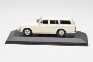 Volvo 121 Amazon Estate Weiß Minichamps 1:43 430171010 Druckguss
