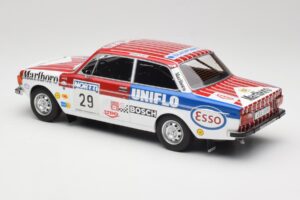 Volvo 142 #29 M. Alen / I. Kivimaki Rally 1000 Lakes 1973 MCG 1:18 MCG18528R Druckguss — Bild 5 von 6