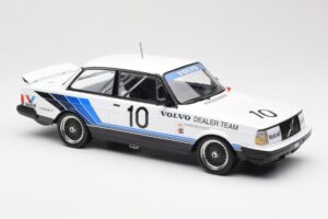 Volvo 240 Turbo #10 R. Francevic Winner ATCC 1986 IXO 1:18 18RMC176 Druckguss — Bild 4 von 6