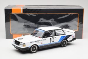 Volvo 240 Turbo #10 R. Francevic Winner ATCC 1986 IXO 1:18 18RMC176 Druckguss — Bild 6 von 6