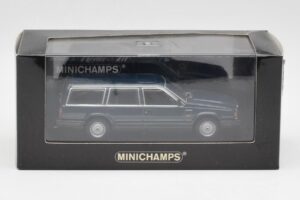 Volvo 740 GL Estate Blaugrün Metallic Minichamps 1:43 943171713 Druckguss — Bild 4 von 4