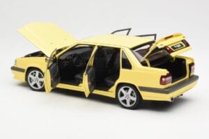 Volvo 850 T-5R Gelb AUTOart 1:18 79501 Druckguss — Bild 5 von 8