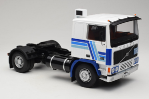 Volvo F12 Blau Weiß Road Kings 1:18 RK180033 Druckguss — Bild 6 von 8