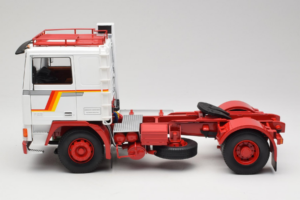 Volvo F12 Weiß Rot Road Kings 1:18 RK180031 Druckguss — Bild 4 von 8