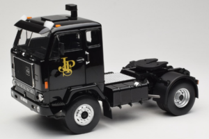 Volvo F88 John Player Special Black MCG 1:18 MCG18217 Druckguss