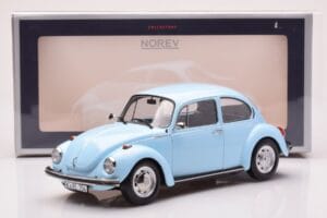 Volkswagen Beetle 1303 Hellblau Norev 1:18 188532 Druckguss — Bild 6 von 6