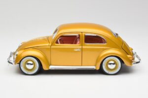 Volkswagen Beetle Gold Bburago 1:18 3361 Druckguss — Bild 4 von 8