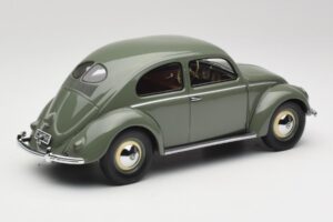 Volkswagen Beetle Beryl Grün Minichamps 1:18 107054000 Resin — Bild 2 von 6