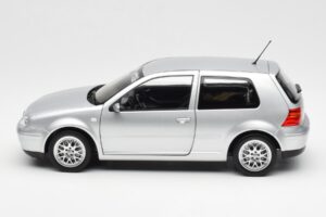Volkswagen Golf Mk5 GTI Silber Norev 1:18 188570 Druckguss — Bild 4 von 8