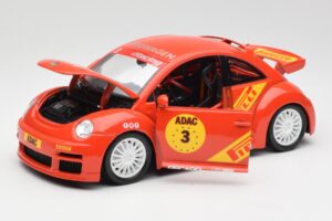 Volkswagen New Beetle Cup Bburago 1:18 3329 Druckguss — Bild 2 von 8