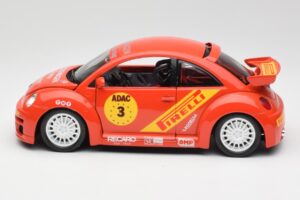 Volkswagen New Beetle Cup Bburago 1:18 3329 Druckguss — Bild 4 von 8