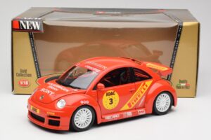 Volkswagen New Beetle Cup Bburago 1:18 3329 Druckguss — Bild 8 von 8