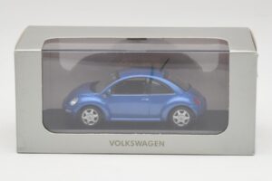 Volkswagen New Beetle Satellite Blau Minichamps 1:43 430058004 Druckguss — Bild 4 von 4