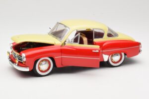 Wartburg 311 Coupe Rot & Beige Revell 1:18 8418 Druckguss — Bild 2 von 8