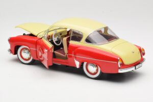 Wartburg 311 Coupe Rot & Beige Revell 1:18 8418 Druckguss — Bild 5 von 8