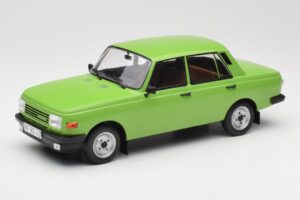 Wartburg 353 Grün MCG 1:18 MCG18062 Druckguss