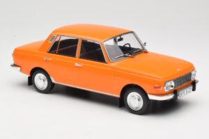 Wartburg 353 Orange MCG 1:18 MCG18061 Druckguss — Bild 4 von 6