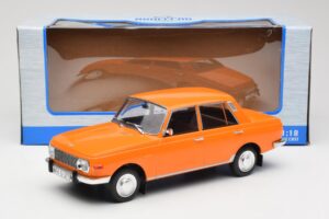 Wartburg 353 Orange MCG 1:18 MCG18061 Druckguss — Bild 6 von 6