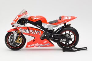 Yamaha YZR-M1 Gauloises Fortuna Yamaha #7 C. Checa MotoGP 2004 Minichamps 1:12 122043007 Druckguss