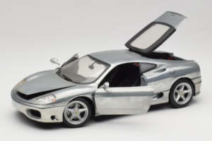 Ferrari 360 Modena Chrom Silber Hot Wheels 1:18 27774 Druckguss — Bild 2 von 8